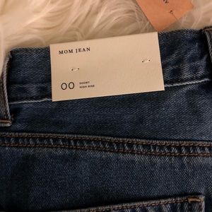 American Eagle Mom Jeans